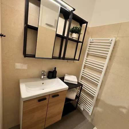 Apartment Lakecity