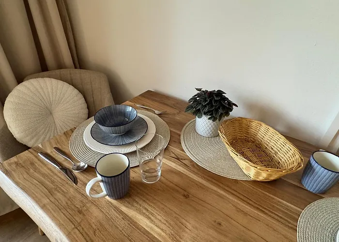 Apartment Lakecity *